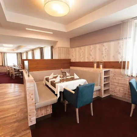 ホテル Kur- Und Wellnesshotel Foerch 4*