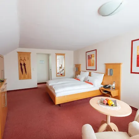 Kur- Und Wellnesshotel Foerch ホテル