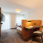 Kur- Und Wellnesshotel Foerch ホテル バート・ヴェリスホーフェン