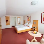 Kur- Und Wellnesshotel Foerch ホテル