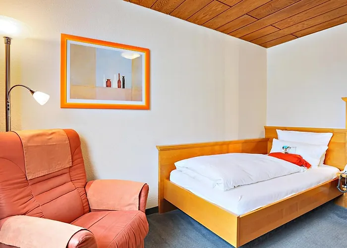 מלון Kur- Und Wellnesshotel Foerch 4*