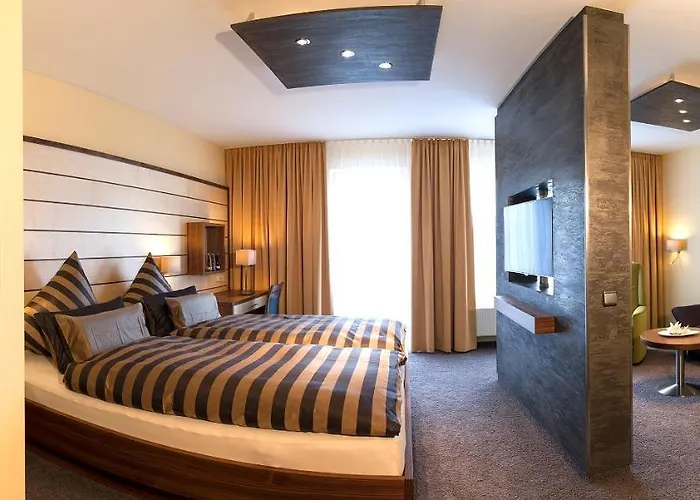 Kur- Und Wellnesshotel Foerch מלון 4*